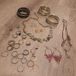 Lot of elegant costume jewerly